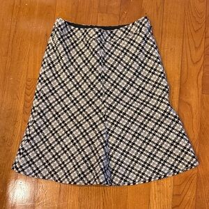 LOFT Black and White Houndstooth A-Line Skirt